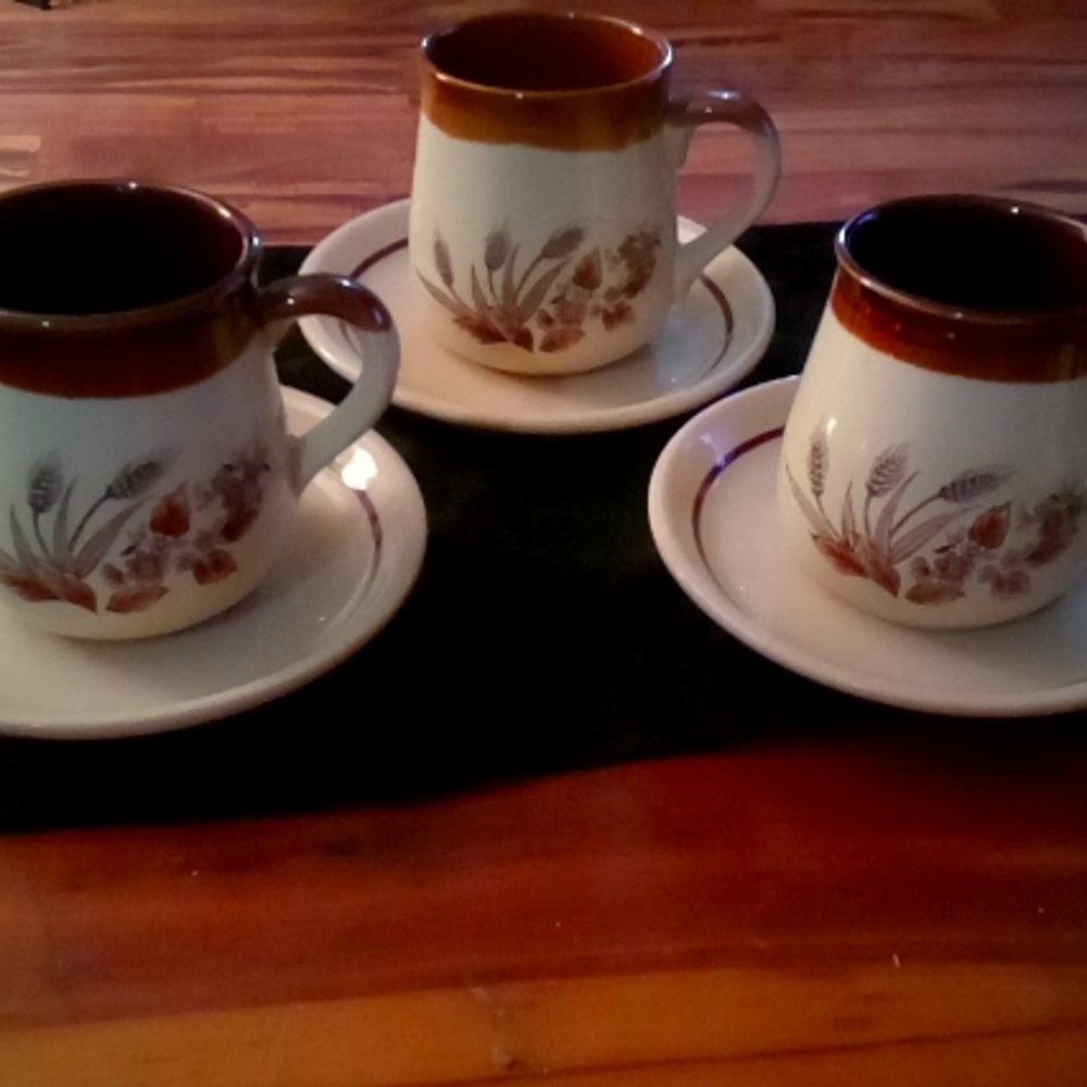 3 harvest wheat coffee mugs